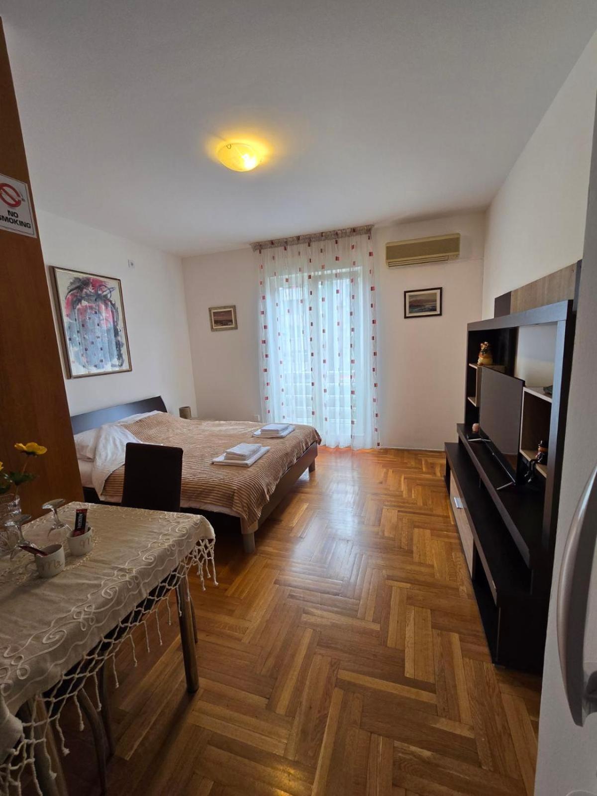 Laki Apartment Podgorica Luaran gambar