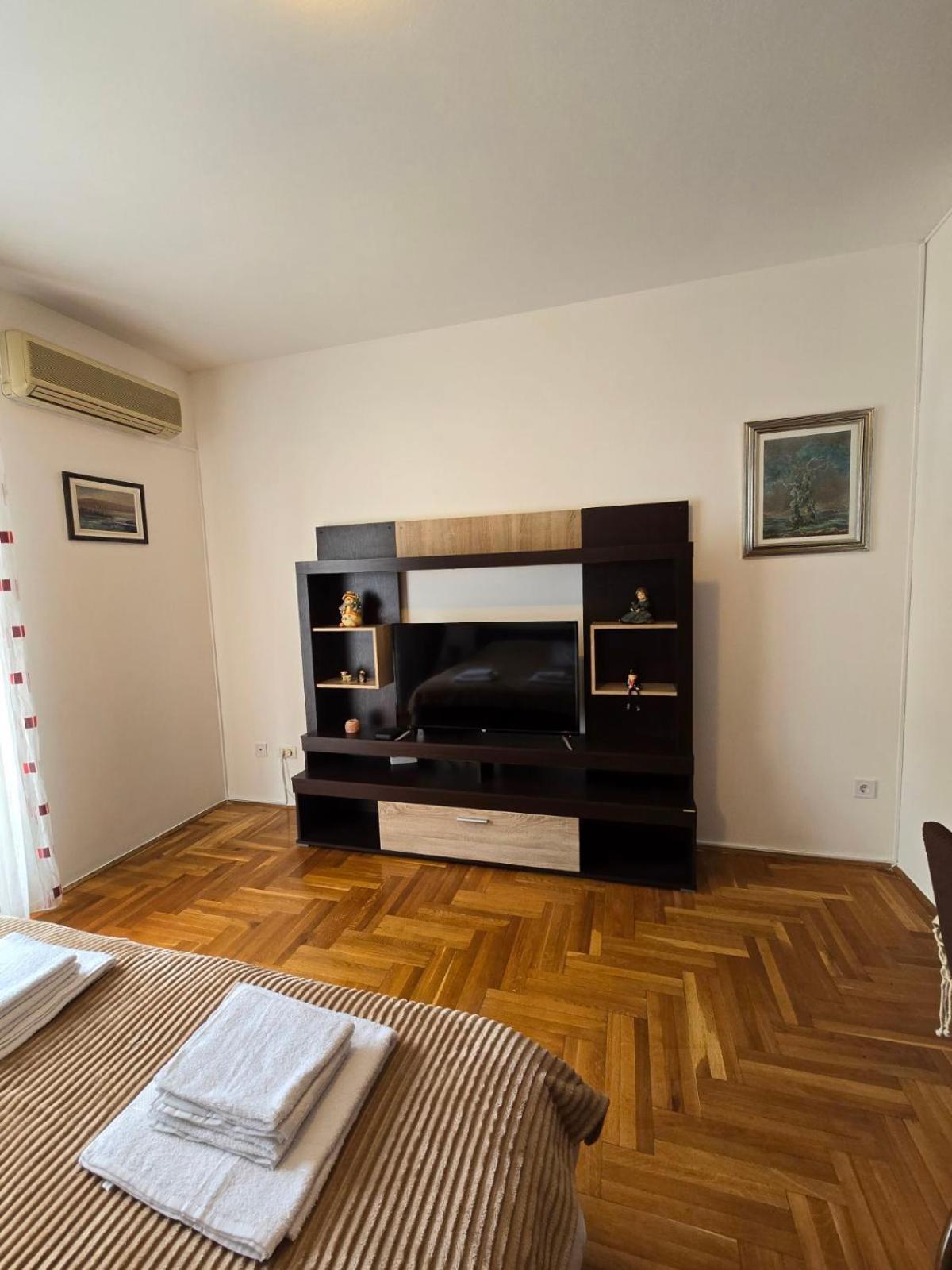 Laki Apartment Podgorica Luaran gambar